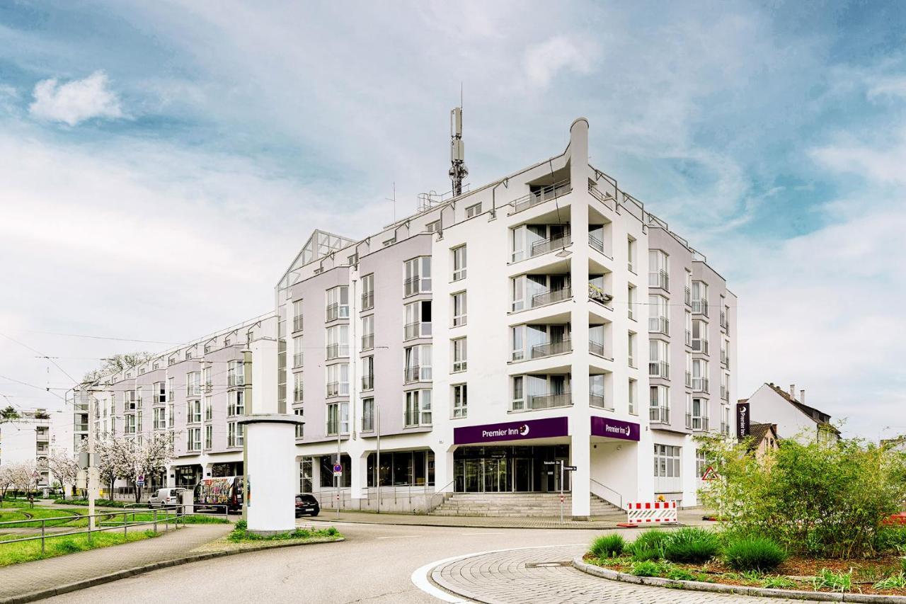 Premier Inn Stuttgart Bad Cannstatt Kültér fotó