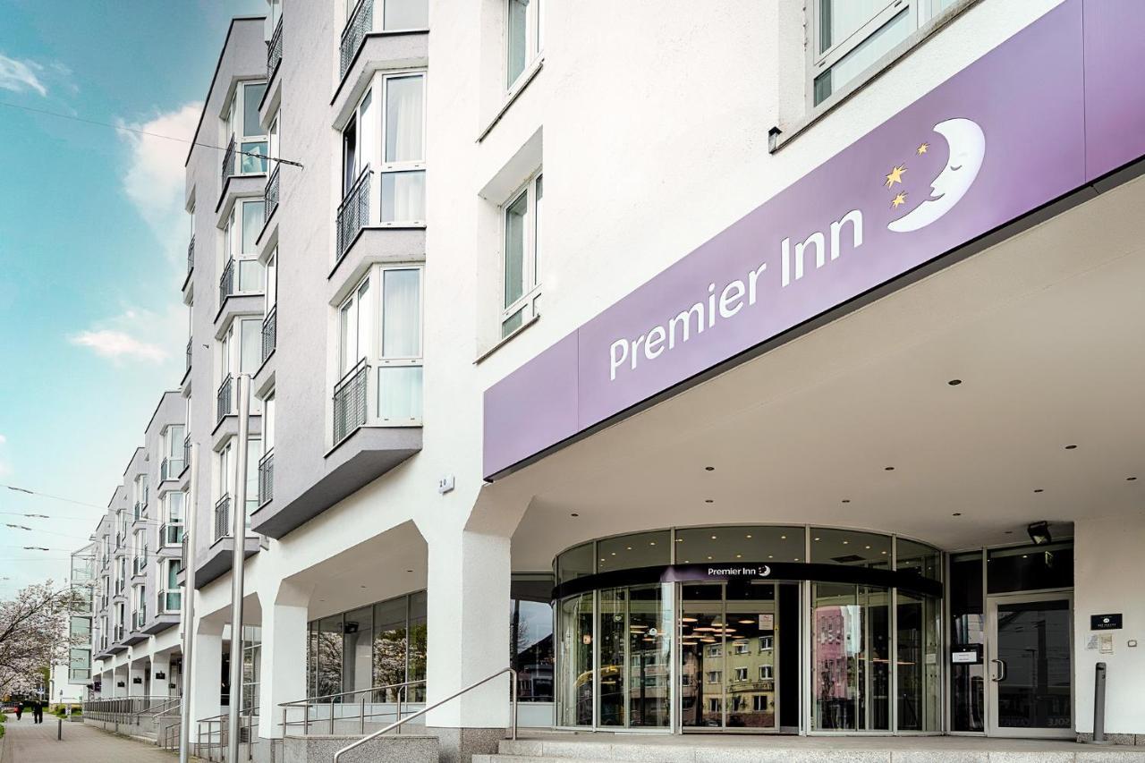 Premier Inn Stuttgart Bad Cannstatt Kültér fotó