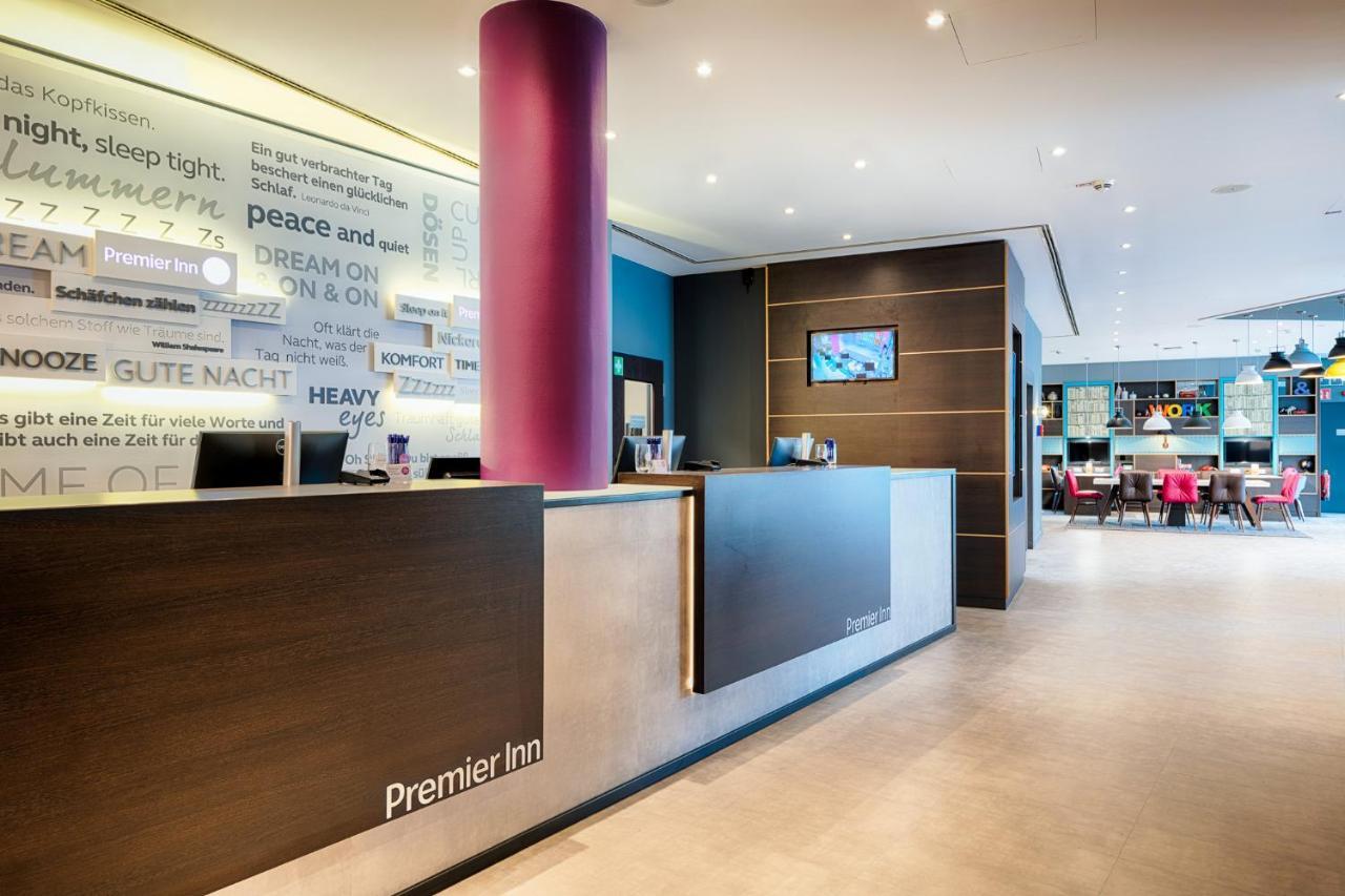 Premier Inn Stuttgart Bad Cannstatt Kültér fotó