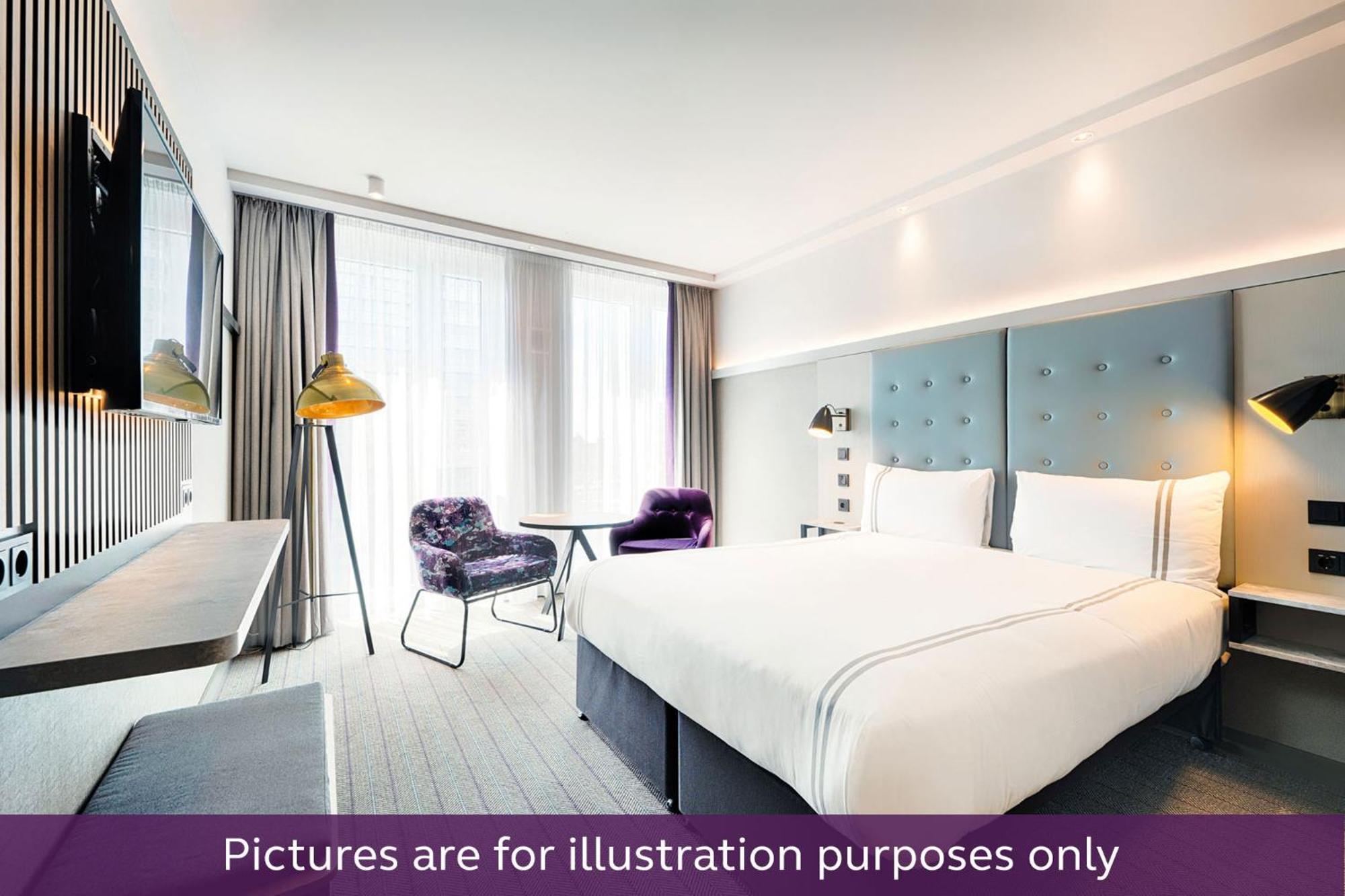 Premier Inn Stuttgart Bad Cannstatt Szoba fotó